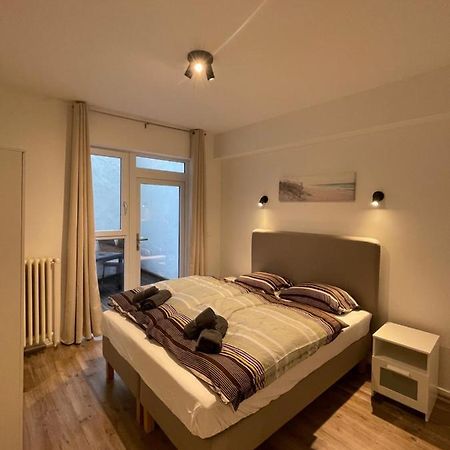 Lovely 2 Bedroom Appartment Near Knokke-Strand Beach Bar Exterior photo