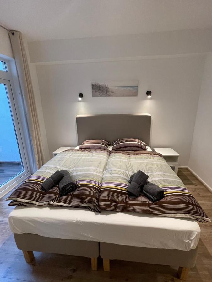 Lovely 2 Bedroom Appartment Near Knokke-Strand Beach Bar Exterior photo